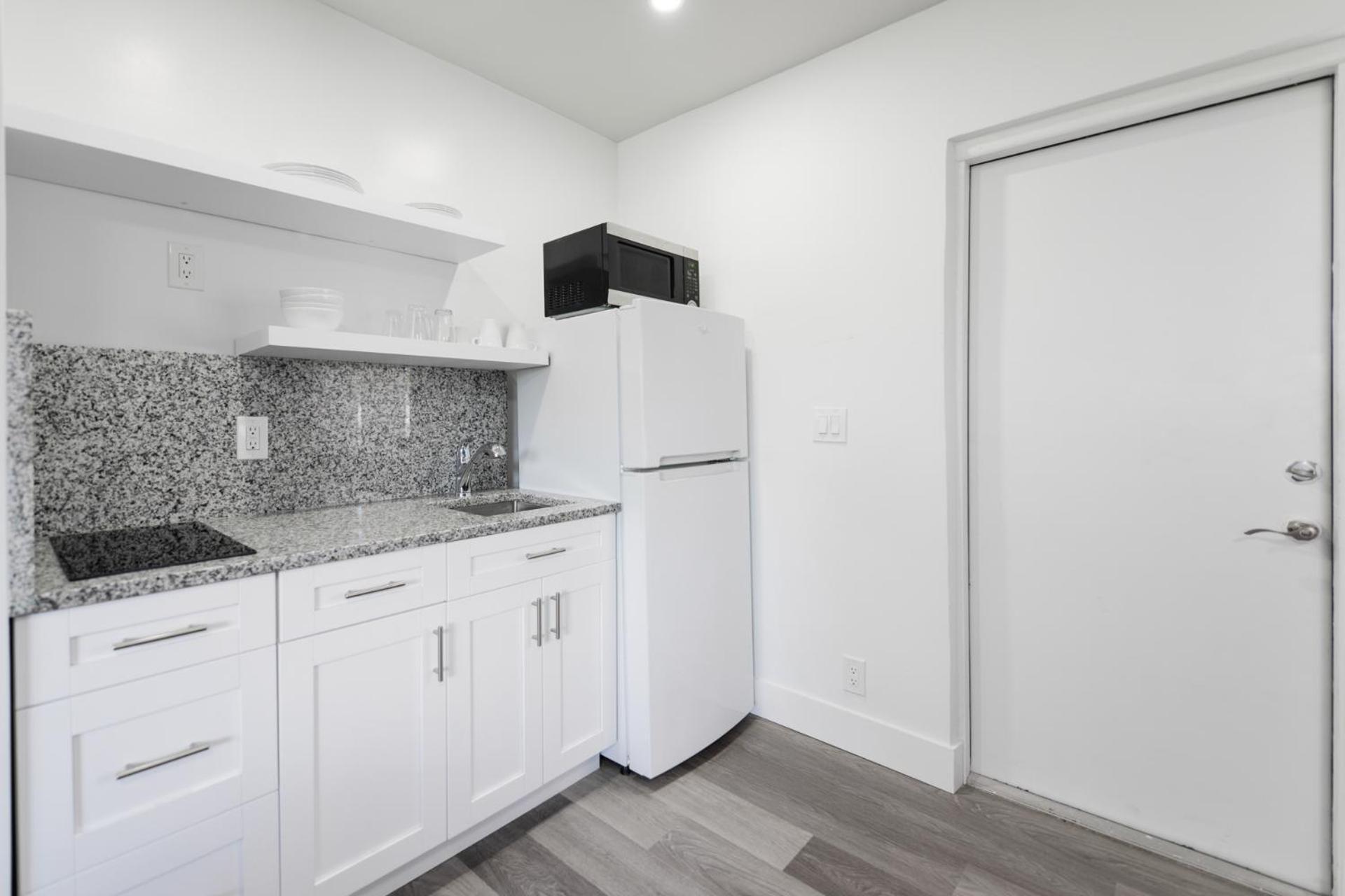 Ocean View Balcony With Pool & Parking -M42 Lägenhet Hollywood Exteriör bild